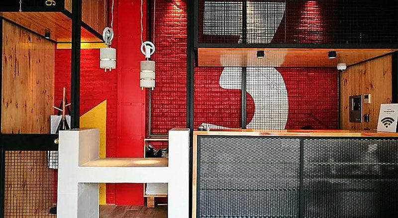 Hotel Far Home Bernabeu