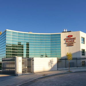 Hotel Crowne Plaza Madrid Airport cazare Madrid