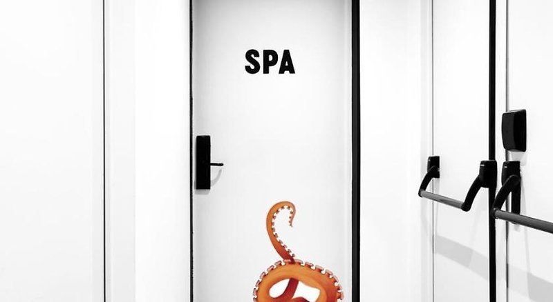 Hotel 2060 The Newton Hostel