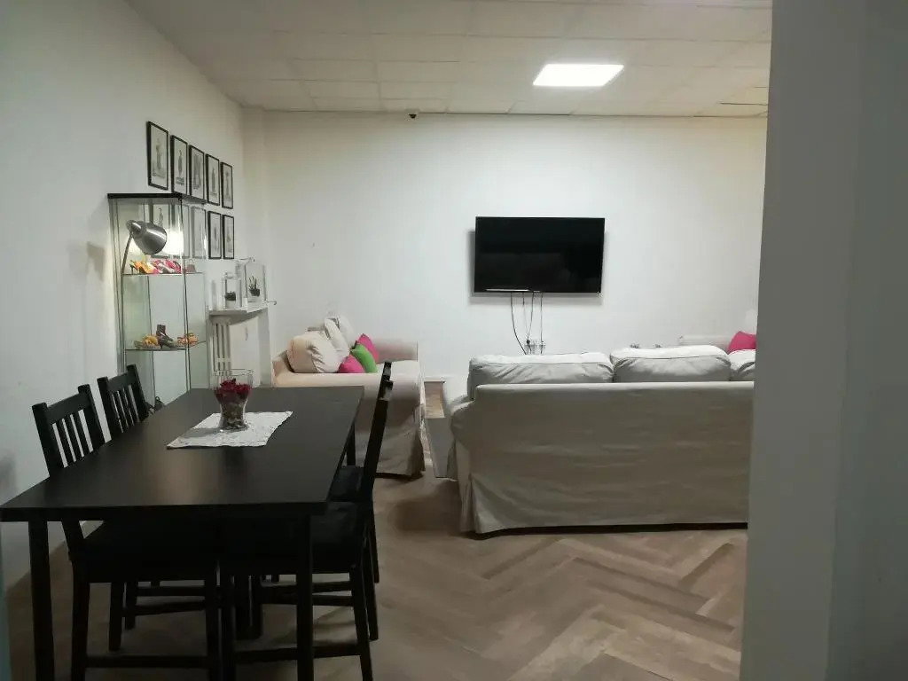 Hotel Oyo Residencial Doa Berenguela