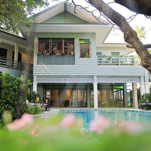 Sejur The Raweekanlaya Bangkok Wellness Cuisine Resort vacanta Bangkok