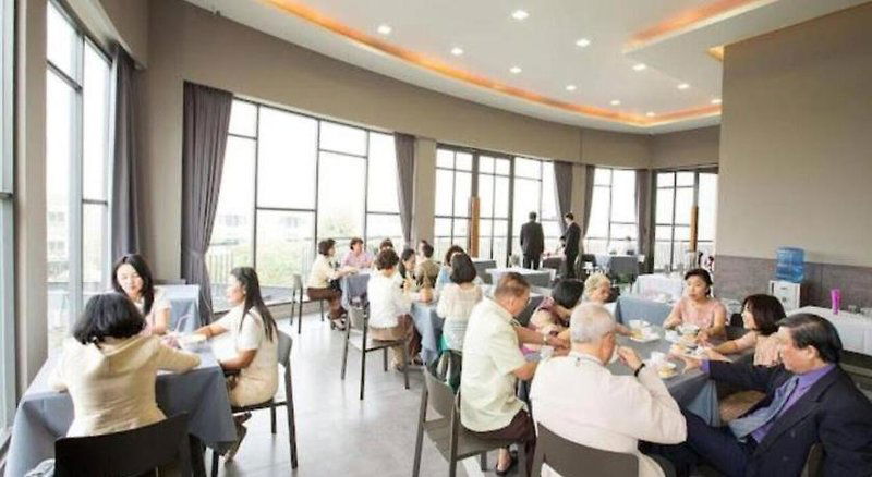 Hotel Tara Park Resotel