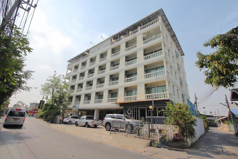 Ladawan Villa By Oyo Rooms