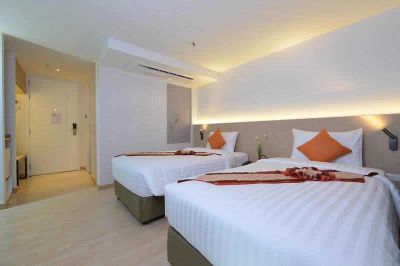 Hotel Le D'tel Hotel & Conference