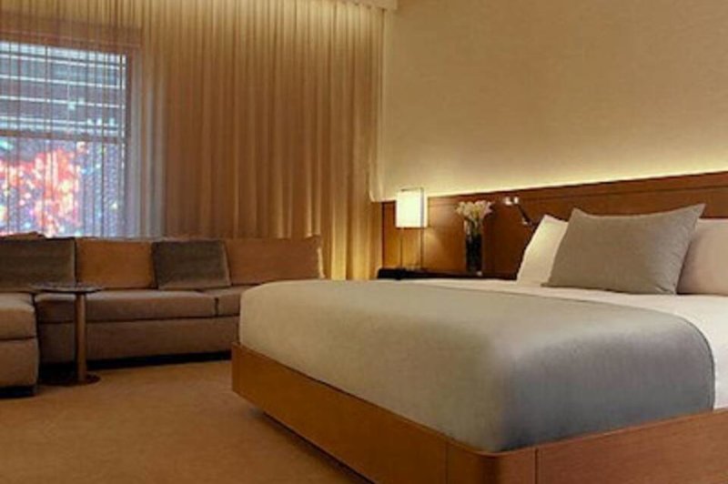 The Knickerbocker Hotel