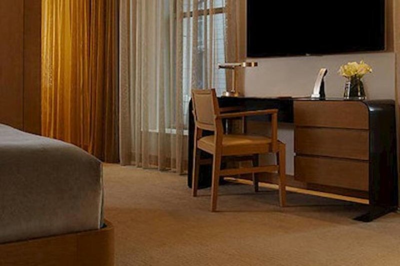 The Knickerbocker Hotel