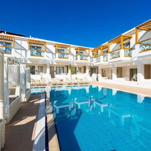 Hotel Nostos Beach Boutique Hotel cazare Bali