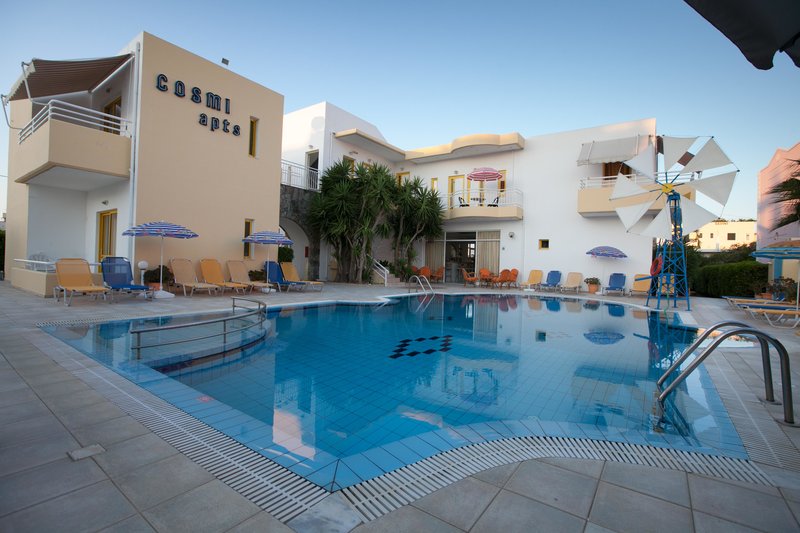 Cosmi Apartments By Estia