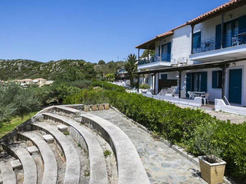 Hotel Metaxatos Apartments