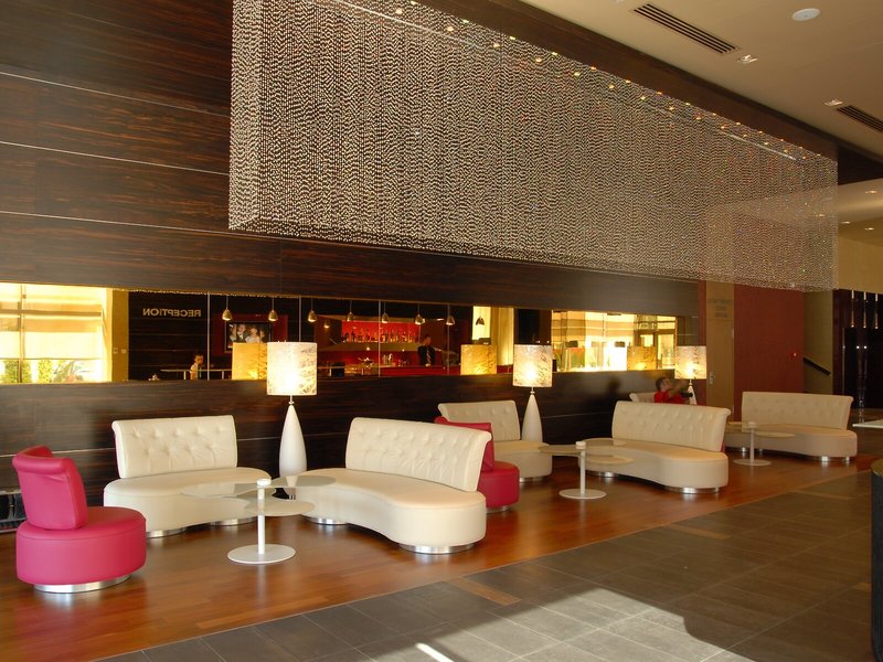 Golden Tulip Ana Dome