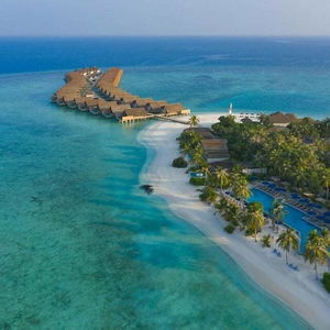 Hotel Emerald Faarufushi Resort & Spa cazare Raa Atoll