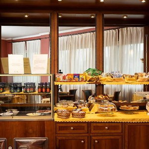 Sejur Maxim Milano vacanta Lombardy