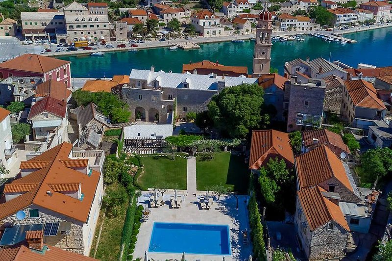 Hotel Puteus Palace