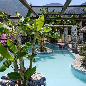 Hotel Stone Village Petrino Horio cazare Bali