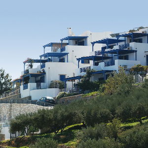 Hotel Nymphes Luxury Apartments cazare Agia Pelagia