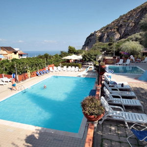 Sejur Bleu Village vacanta Meta