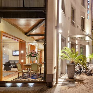 Hotel B&B Hotel Imperia Rossini Al Teatro cazare Imperia