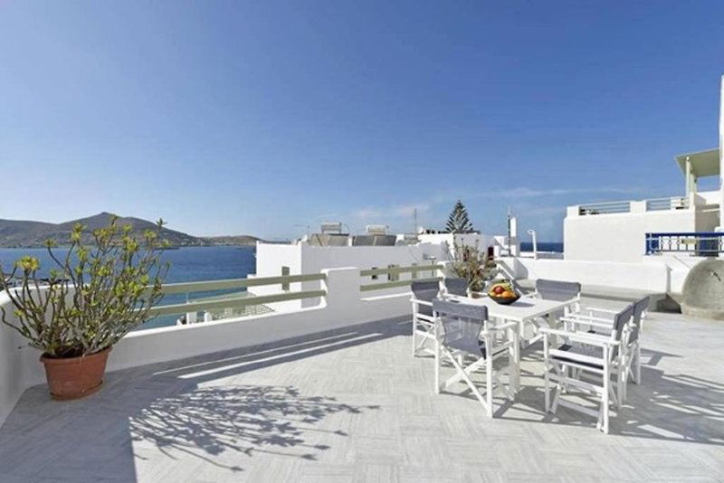 Hotel Hara's Apartments & Studios