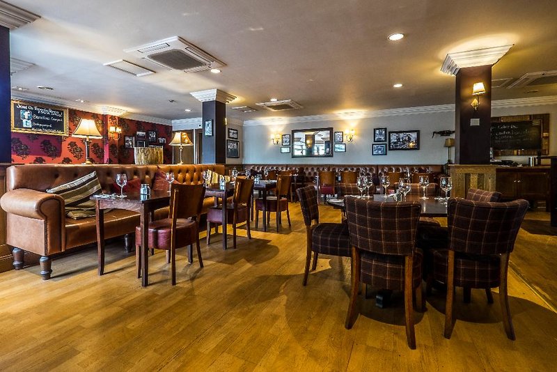 Hotel The Bridge Greenford