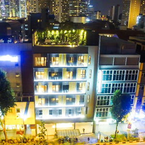 Sejur L Hotel Premier By Lion Peak vacanta Singapore
