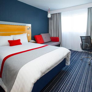 Hotel Holiday Inn Express London-Epsom Downs cazare Epsom