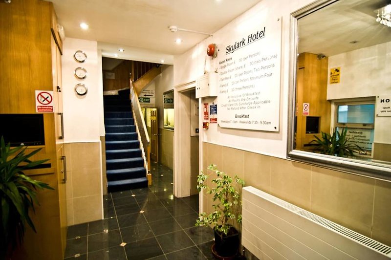 Hotel Skylark Guest House