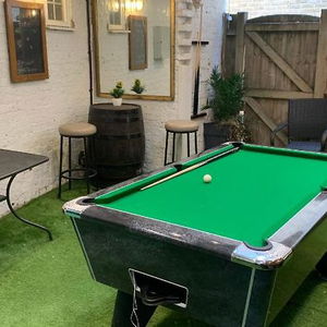 Hotel The King's Head Hotel cazare London