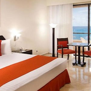 Hotel Crown Paradise Club Cancún cazare Cancun