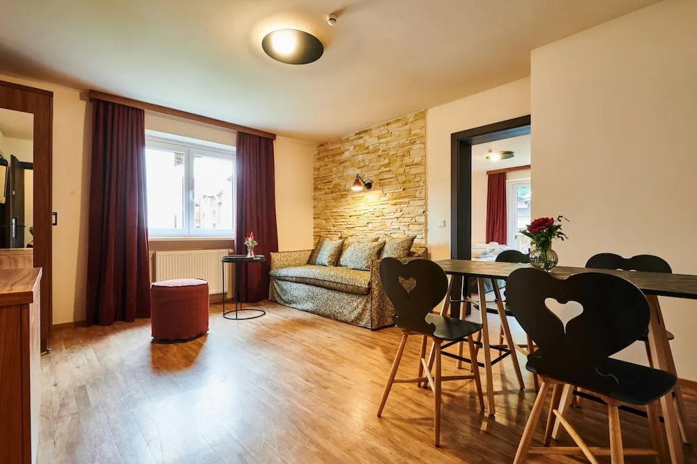Evi Apartments Heike