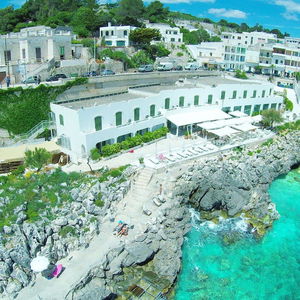 Hotel La Roccia Hotel cazare Castro