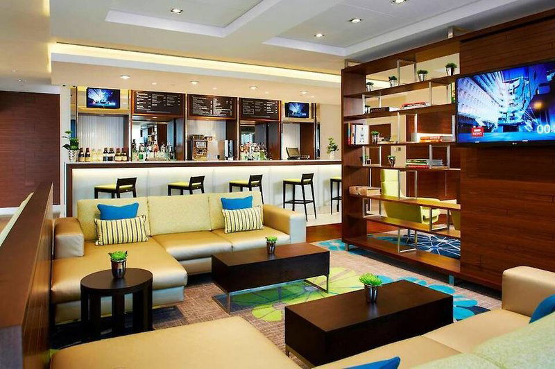 Hotel Courtyard Aberdeen Airport