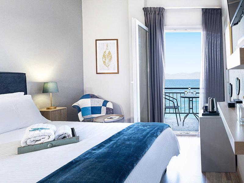 Riviera Hotel