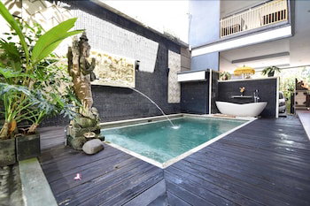 Hotel Antara Sunset Road By Reddoorz