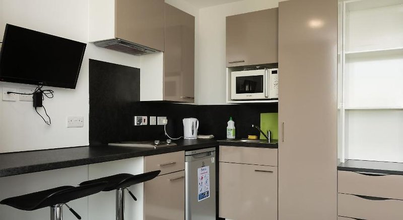 Destiny Student - Brae House
