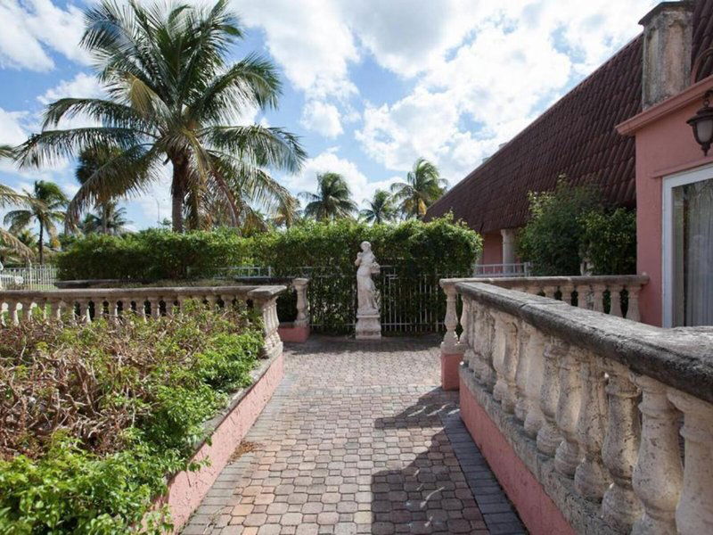 Hotel Miami Garden Inn Suites