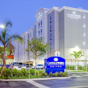 Hotel Candlewood Suites Miami Intl Airport - 36Th St cazare Miami Springs