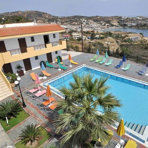Hotel Pennystella Apartments cazare Agia Pelagia