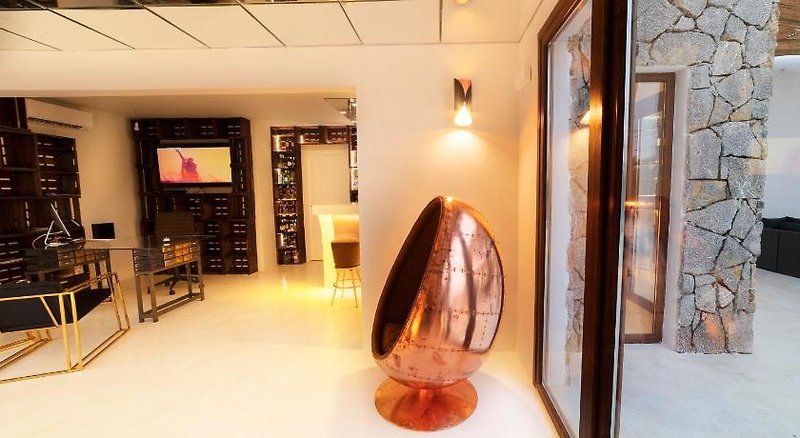 Paiise Hotels