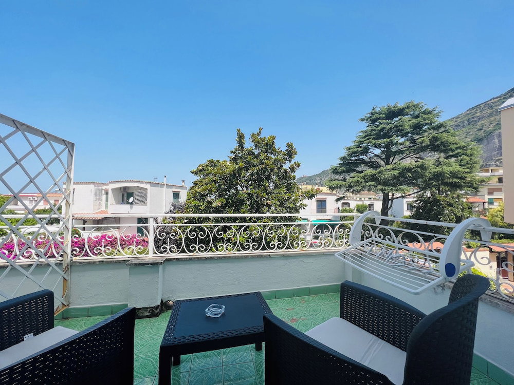 Yourhome - Villa Sorrento