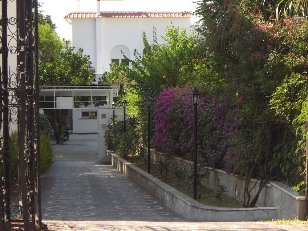 Yourhome - Villa Sorrento
