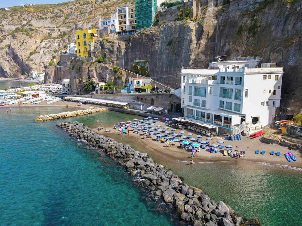 Hotel Giosue A Mare