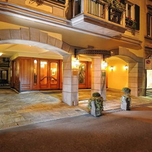 Hotel Manzoni cazare Quebec