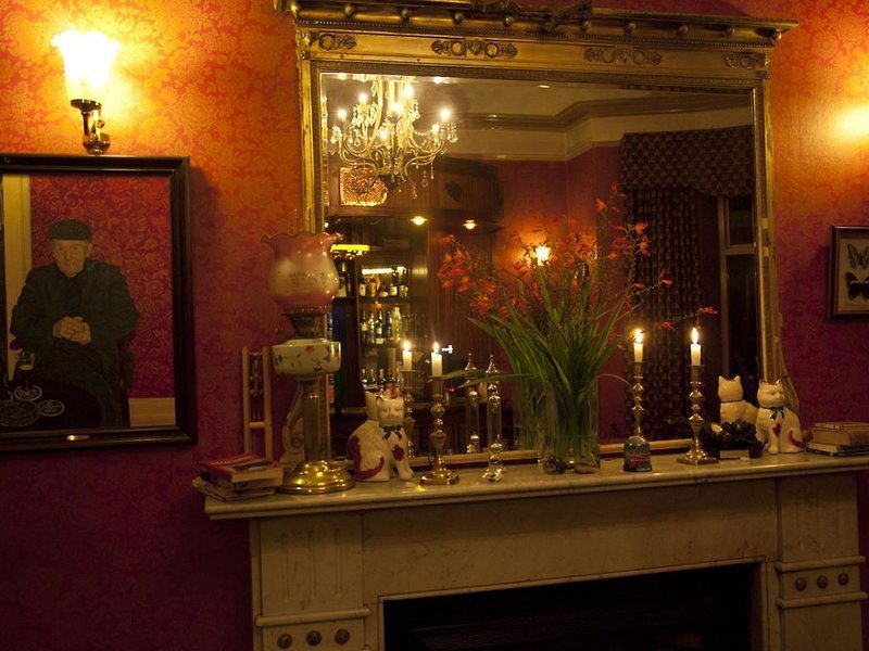 Hotel Woodhill House