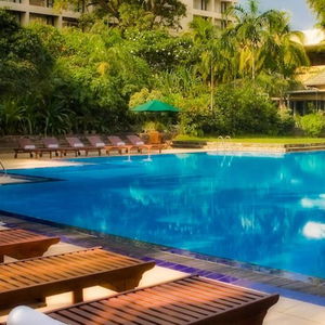 Hotel Cinnamon Grand Colombo cazare Colombo