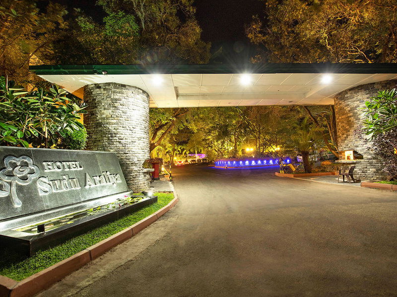Hotel Sudu Araliya