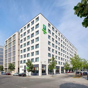 Hotel Holiday Inn Berlin City East Side cazare Berlin