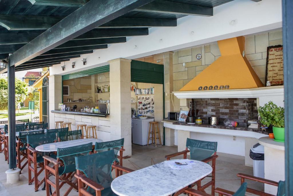 dal travel Sandy Beach Villas & Apartments