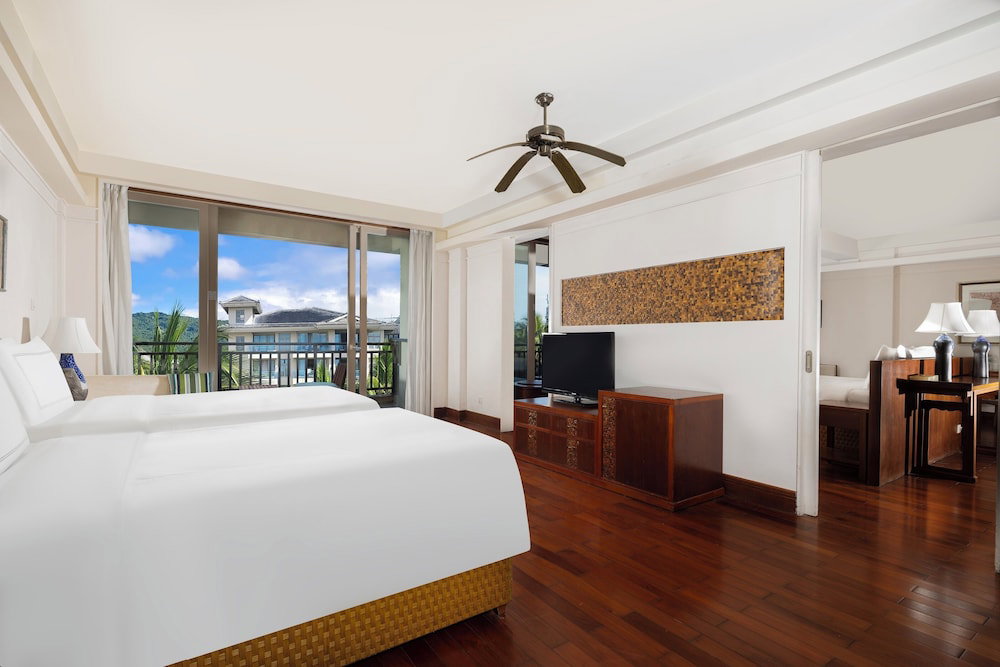 Hotel Swissotel Sanya Yalong Bay