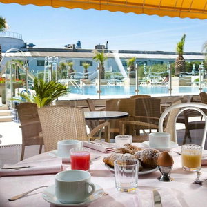 Hotel Hotel Cormoran cazare Cattolica