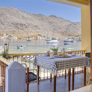 Hotel 2Islands Waterfront House cazare Symi